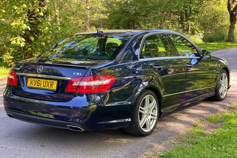 Mercedes-Benz E Class 2011 (61 reg) 2.1 E250 CDI Blue EFFICIENCY Sport Edition 125 G-Tronic (s/s) 4dr