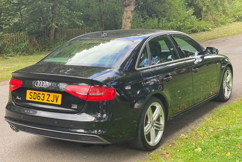 Audi A4 2013 (63 reg) 2.0 TDI S line S Tronic quattro 4dr