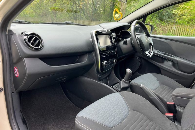 Renault Clio 2015 (15 reg) 0.9 TCe Dynamique S MediaNav (s/s) 5dr