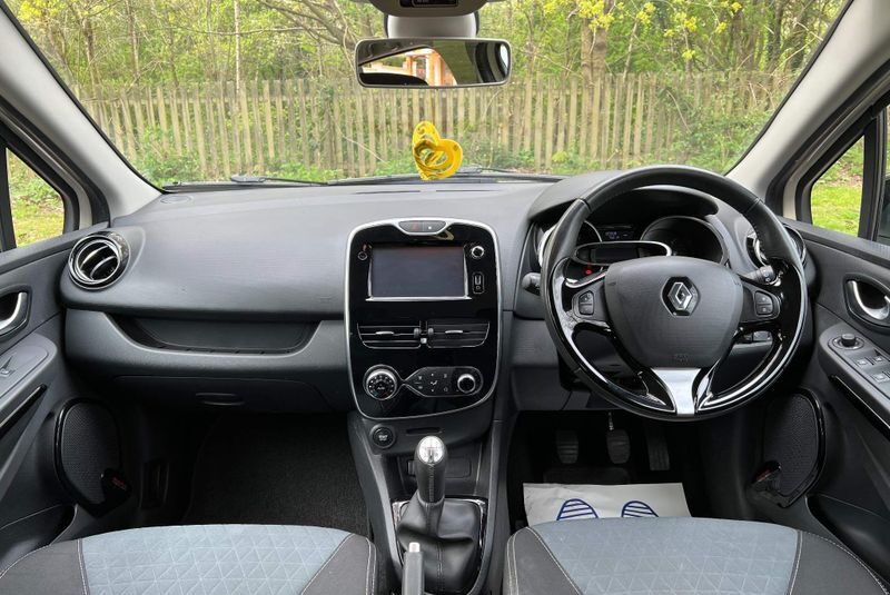 Renault Clio 2015 (15 reg) 0.9 TCe Dynamique S MediaNav (s/s) 5dr